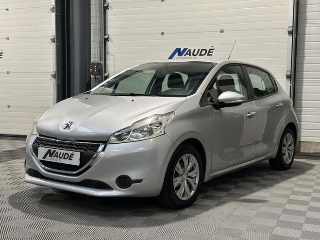 Peugeot 208 1.2 VTi 12V BERLINE Active PHASE 1 GRIS CLAIR de 2013
