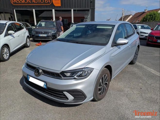 Volkswagen Polo 1.0 TSI 95 LIFE PLUS DSG BVA Gris de 2024