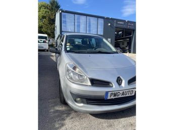 voir détails -Renault Clio 1.5 dCi - 85 III BERLINE Confort Dynamiq à Montmagny (95) Voir détails -Renault Clio 1.5 dCi - 85 III BERLINE Confort Dynamiq à Montmagny (95)