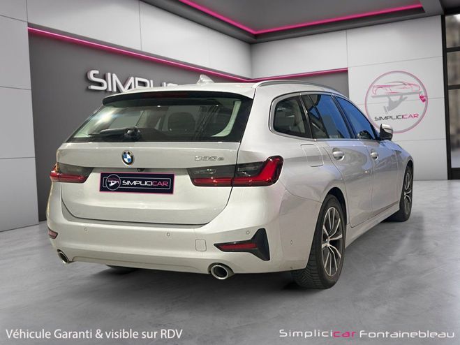 BMW Serie 3 330 TOURING 330E Business Design Gris Clair de 2021