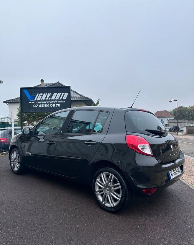 Renault Clio 3 phase 2 1.2 16v 100 ch ? 20th annivers Noir de 2011