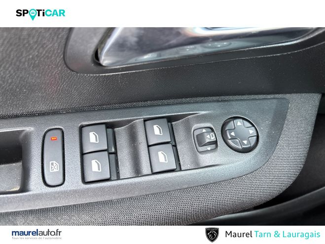 Peugeot 208 208 PureTech 75 S&S BVM5 Active Pack 5p White de 2023