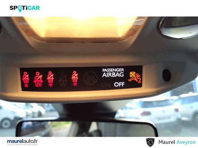 Peugeot 208 208 PureTech 100 S&S BVM6 Active 5p White de 2024
