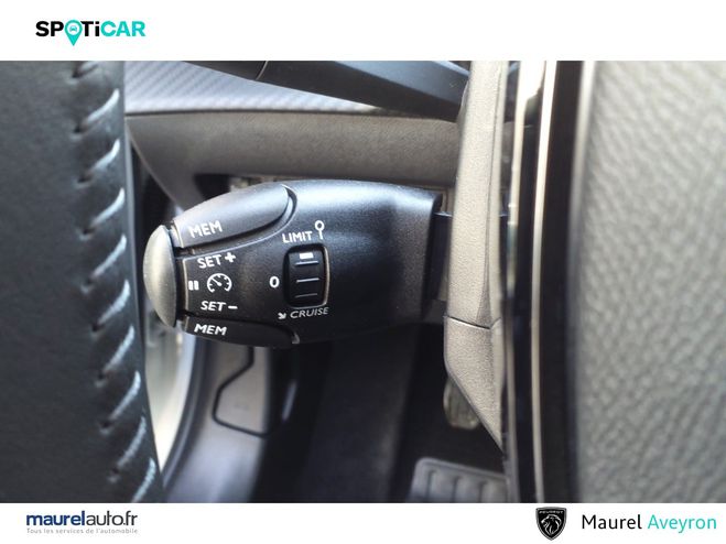 Peugeot 208 208 PureTech 100 S&S BVM6 Active 5p White de 2024