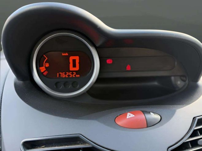 Renault Twingo 1.5 DCI 65CH AUTHENTIQUE BEIGE de 2010