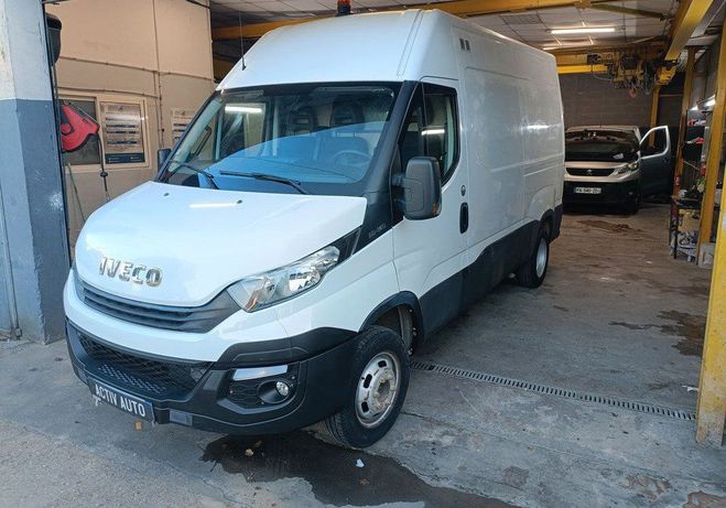 Iveco Daily Fourgon forgon 35 c 14 v11 h2 quad-tor b Blanc de 2018