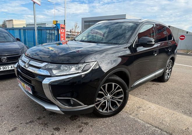 Mitsubishi Outlander III ClearTec 2.2 Di-D 4�4 150 CH BV6 INT Noir de 2018