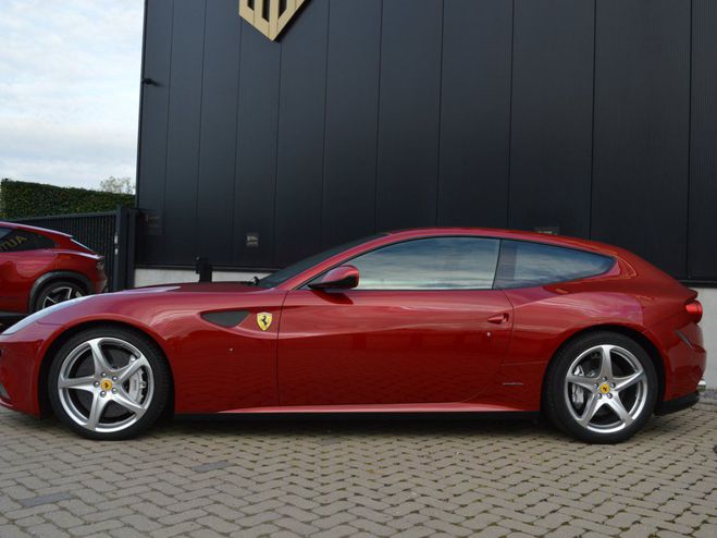 Ferrari FF V12 6.3i 660ch - Rosso Maranello - Suivi Rosso Maranello de 2011