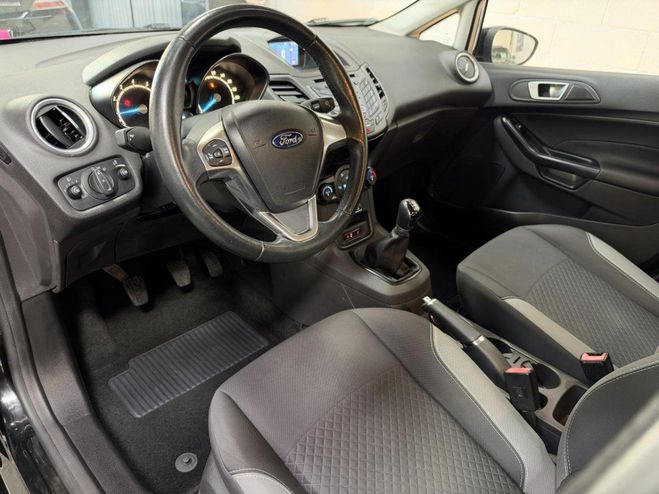 Ford Fiesta 1.0 EcoBoost - 100 cv - Carnet � jour Di NOIR de 2016