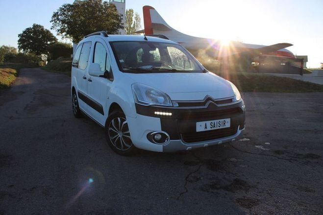 Citroen Berlingo Multispace XTR 1L6 HDI 92 CV GPS USB R�G Blanc de 2013