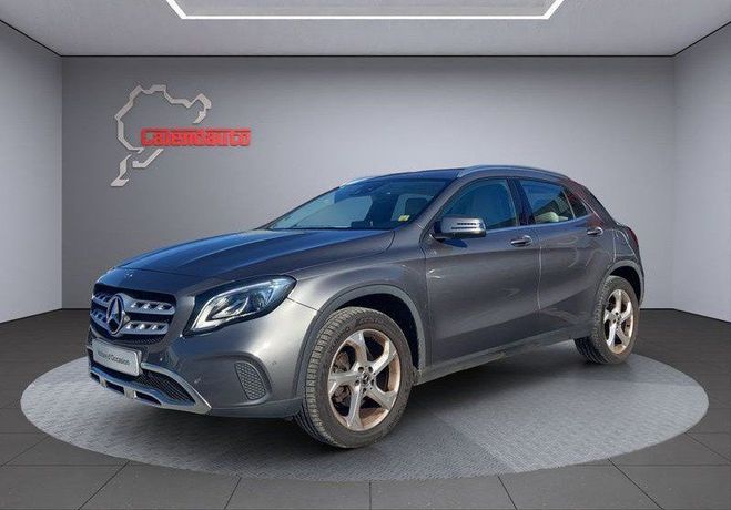 Mercedes Classe GLA Classe 200 156CH INSPIRATION 7G-DCT EURO Gris de 2019