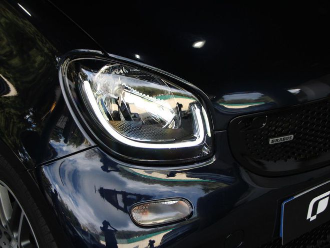 Smart Fortwo CABRIO 0.9 109 ch S&S BA6 Brabus Bleu de 2017
