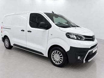  Voir d&eacute;tails -Toyota Proace FOURGON Medium 2.0 120 D-4D BVA &agrave; Chanas (38)
