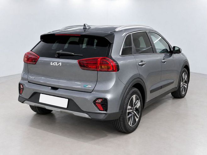 Kia Niro 1.6 GDi Hybride Rechargeable 141 Comfort Gris Clair de 2022