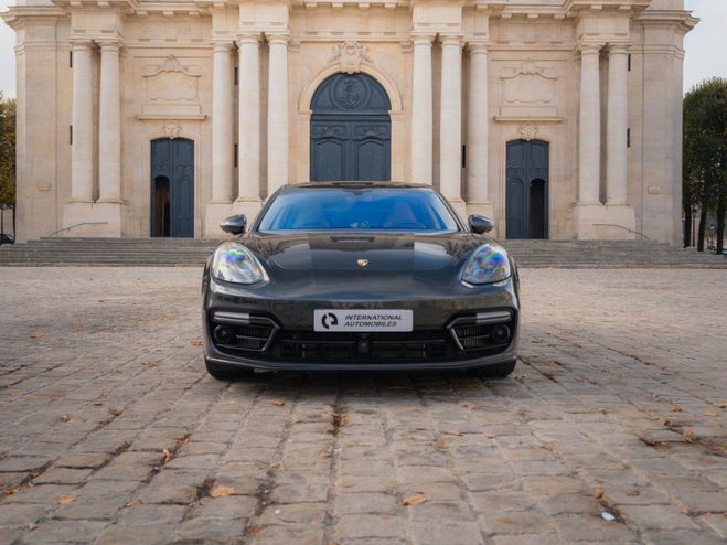 Porsche Panamera Turbo Gris fonc� de 2018