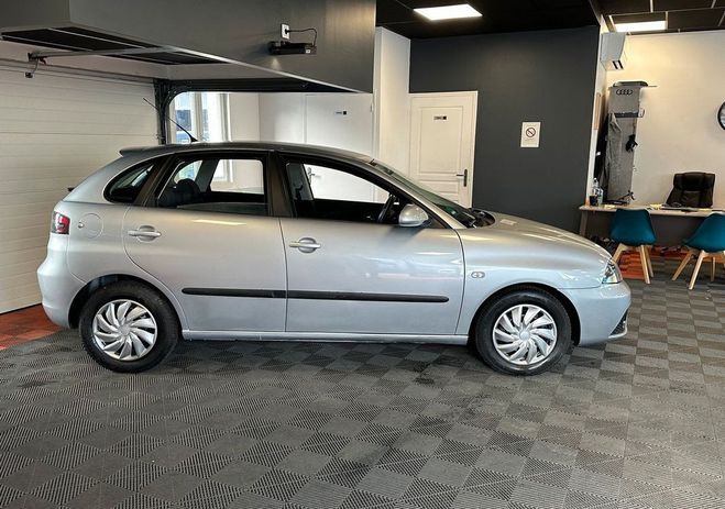 Seat Ibiza 1.4i 75cv STYLANCE Gris de 2006