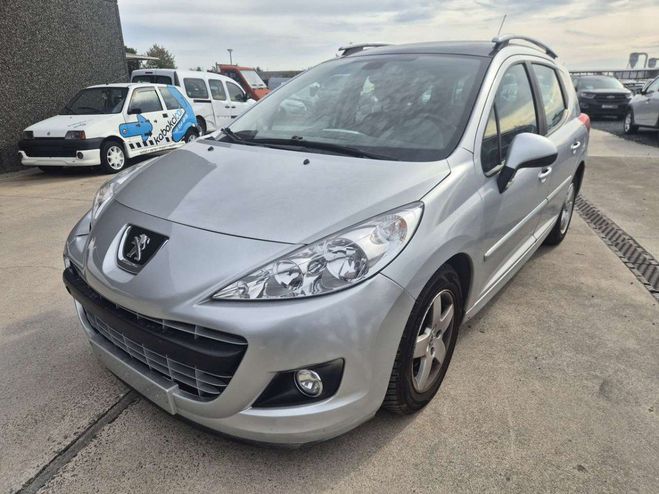 Peugeot 207 SW 1.4i Marchand ou Export Argent M�tallis� de 