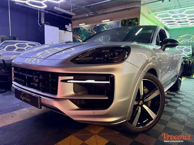 Porsche Cayenne COUPE 3.0 E-HYBRID 470 cv PHEV 25.9KWH B Gris de 2023