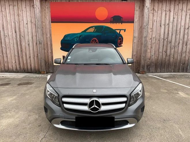 Mercedes Classe GLA Classe 2.2 220 D 175 BUSINESS 7G-DCT BVA Gris de 2016