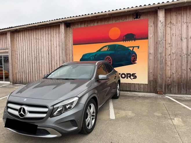 Mercedes Classe GLA Classe 2.2 220 D 175 BUSINESS 7G-DCT BVA Gris de 2016