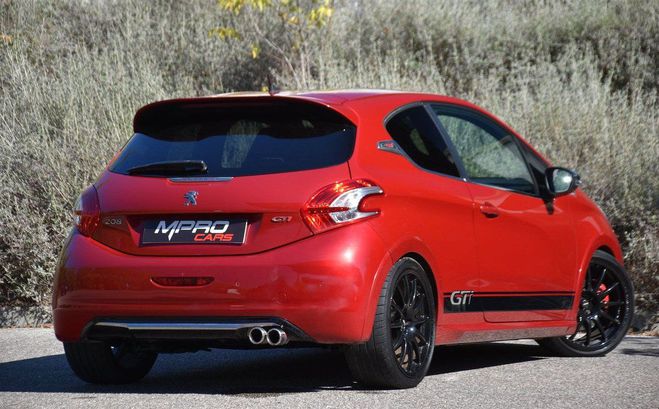 Peugeot 208 GTI 1.6 200ch phase 1 Rouge de 2014