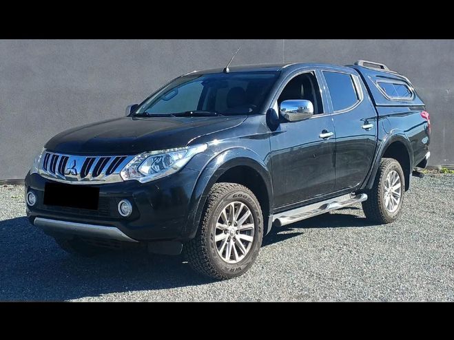 Mitsubishi L 200 DOUBLE CAB 2.4 DID 180 INSTYLE AVEC HARD Noir de 2016