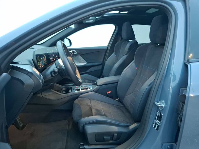 BMW Serie 1 120 170 ch DKG7 M Sport 5p STORM BAY METALLIC de 2025