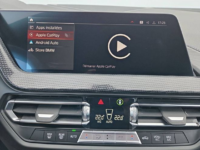 BMW Serie 1 118i 136 ch DKG7 M Sport 5p SKYSCRAPER GRAU METALLIC de 2022