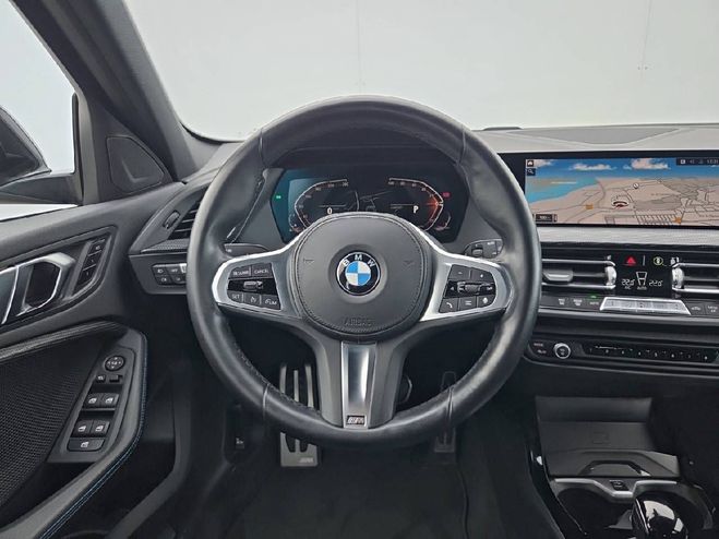 BMW Serie 1 118i 136 ch DKG7 M Sport 5p SKYSCRAPER GRAU METALLIC de 2022
