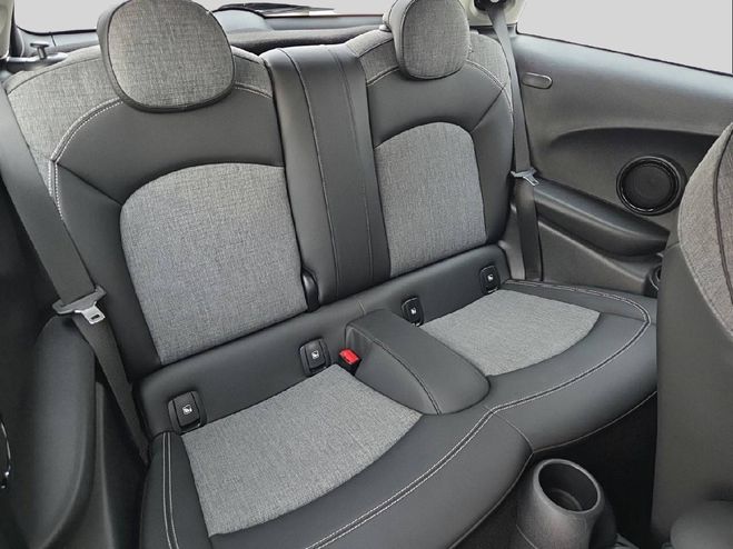 Mini Mini Hatch 3 Portes Cooper SE 184 ch Essentia MELTING SILVER III de 2023