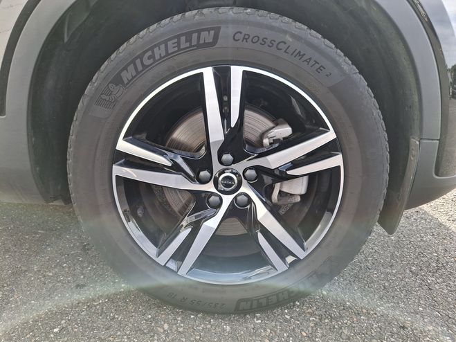 Volvo XC40 XC40 B3 163 ch DCT7 Plus 5p Black de 2023