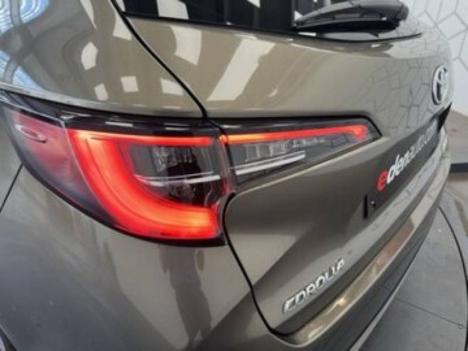 Toyota Corolla Touring Sports Hybride 184h Design marron de 2020