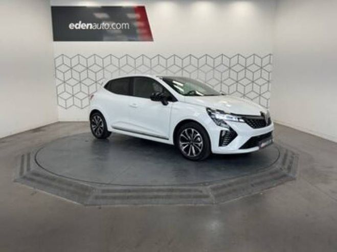Renault Clio E-Tech full hybrid 145 Techno blanc de 2024