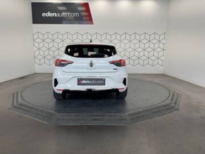 Renault Clio E-Tech full hybrid 145 Techno blanc de 2024