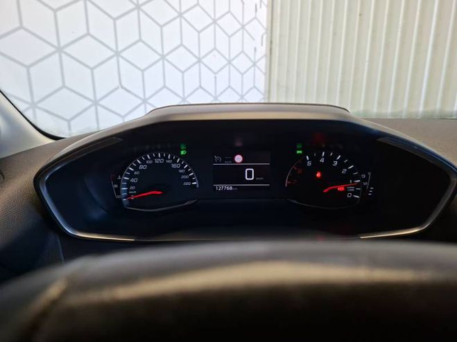 Peugeot 208 PureTech 100 S&S BVM6 Style blanc de 2021