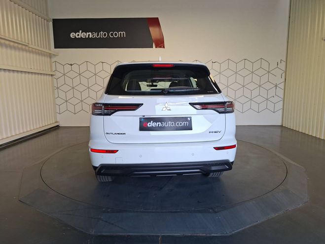 Mitsubishi Outlander Outlander 2.4 MIVEC PHEV 306 4WD Invite  Blanc de 2025