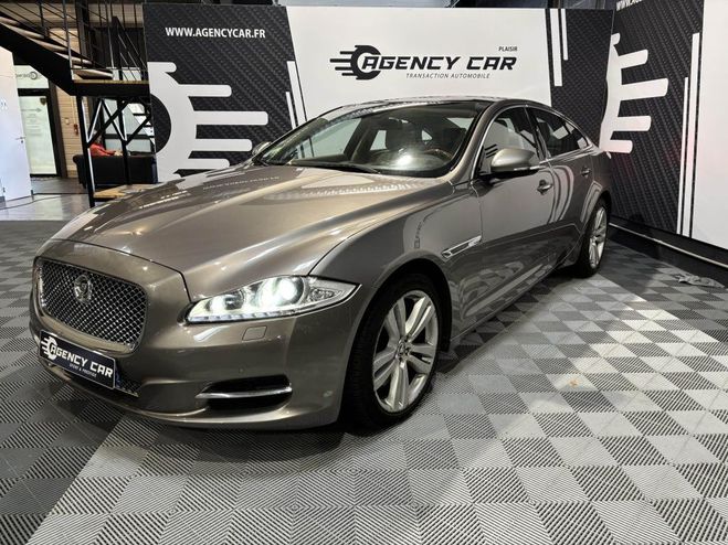 Jaguar XJ 3.0 D V6 - BVA BERLINE Luxe Premium Long GRIS CLAIR de 2012