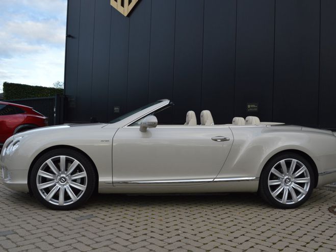 Bentley Continental GTC cabriolet phase 2 ! 575 ch 6.0 BiTur beige de 2013
