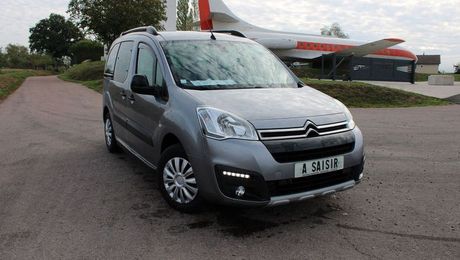 Citroen Berlingo Multispace 1L6 HDI 100 CV BOITE AUTO R�G 2016 d'occasion a Xertigny (88)