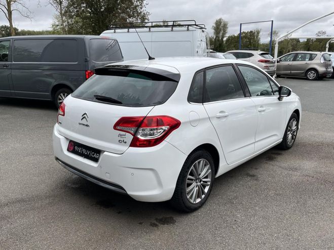 Citroen C4 1.6 e-HDi 110CH BVA AUTO Confort GARANTI BLANC de 2011