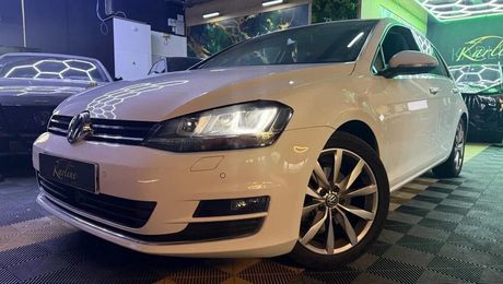 Volkswagen Golf 1.4 TSI 140 cv BLUEMOTION ACT CARAT I GP 2013 d'occasion a Lisses (91)