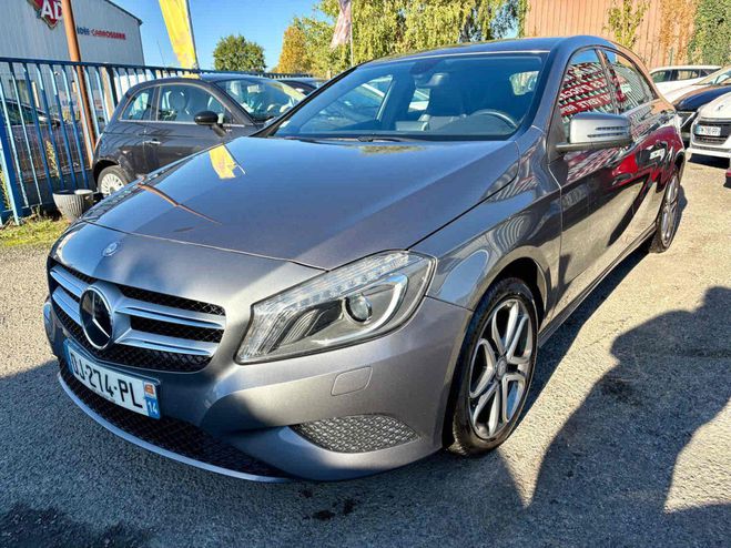 Mercedes Classe A 1.5 180 CDI Gris M�tallis� de 2014
