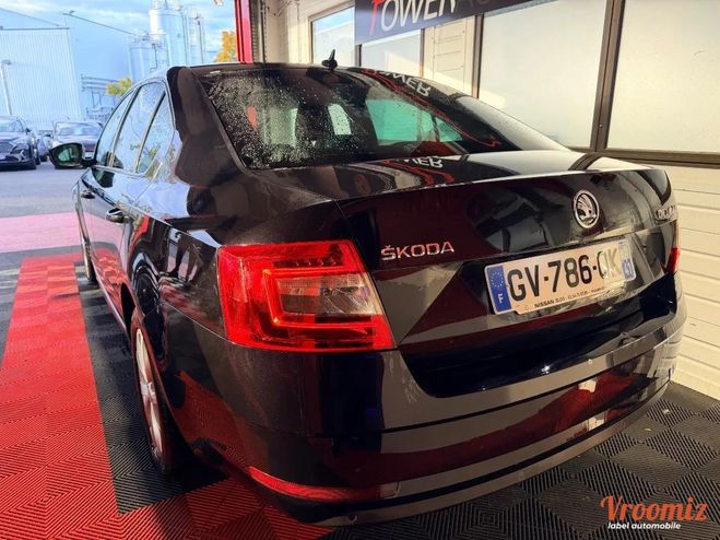 Skoda Octavia 1.6 tdi 115 active 4x2 dsg bva Noir de 2018