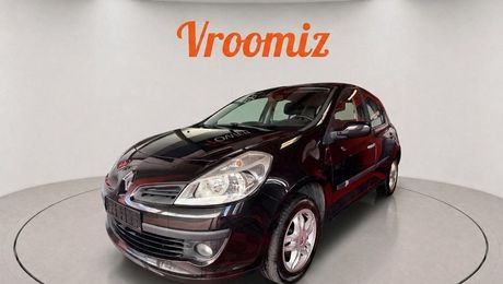 Renault Clio 1.2 75 authentique 2008 d'occasion a Blois (41)