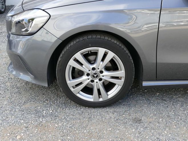 Mercedes Classe A 160 102 Ch SENSATION BVM6 Gris de 2017