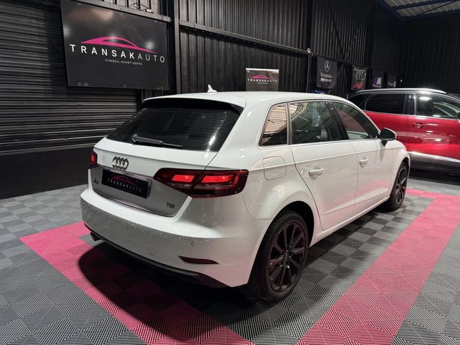 Audi A3 design 1.6 tdi 116 ch Blanc de 2017