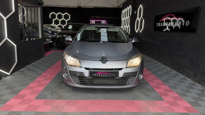Renault Megane III DYNAMIQUE 1.5L DCI 110 CH TOIT OUVRA Bleu de 2009
