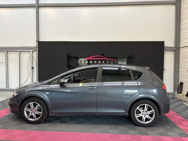 Seat Leon Style Copa Ecomotive 1.6 TDi 105 cv DIST Gris de 2011