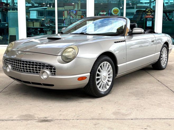 Ford Thunderbird Deluxe  de 2004