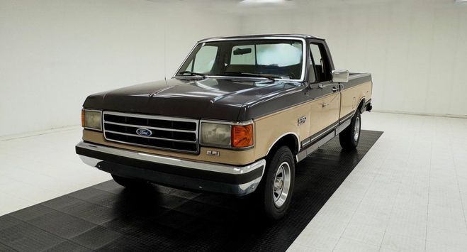 Ford F150 XLT Lariat Long Bed Pickup Marron de 1990